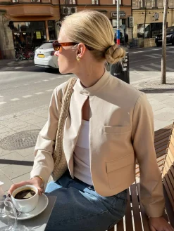 Hot Djerf Avenue Day-to-day Jacket Cream