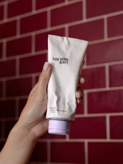 Discount Djerf Avenue Essential Moisture Hair Mask