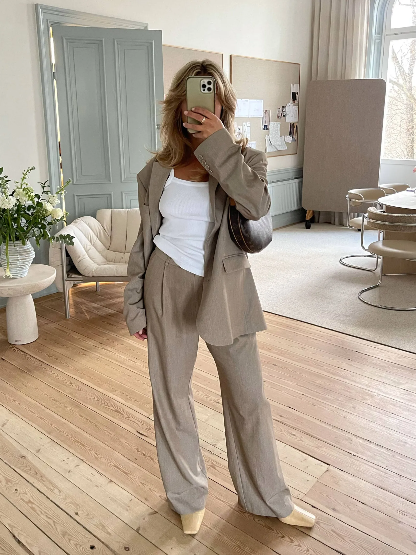 Discount Djerf Avenue Favorite Pants Oat - Tall
