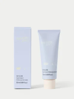 Hot Djerf Avenue Go Close Hand Cream
