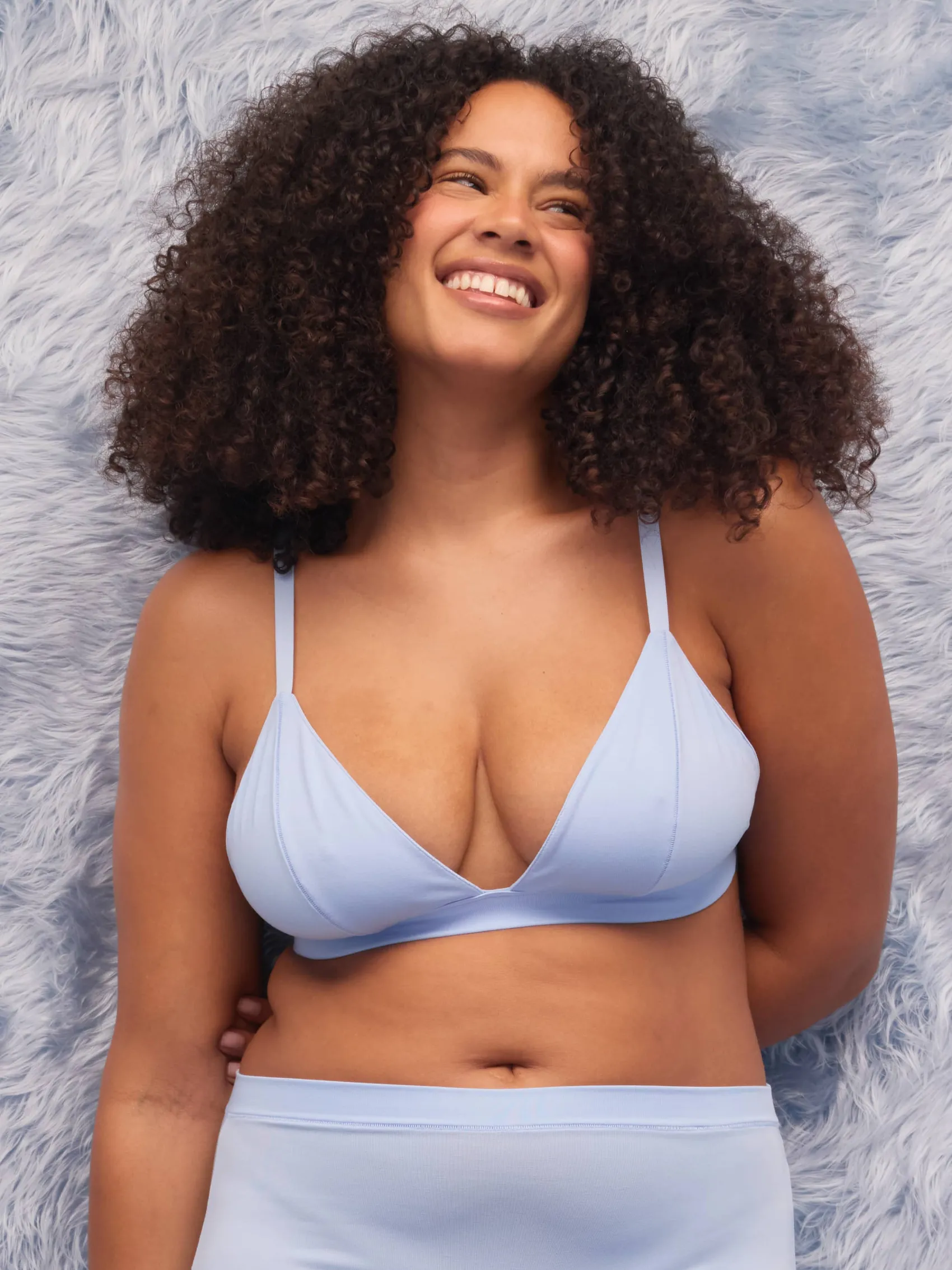 Online Djerf Avenue Go Close Triangle Bralette Blue