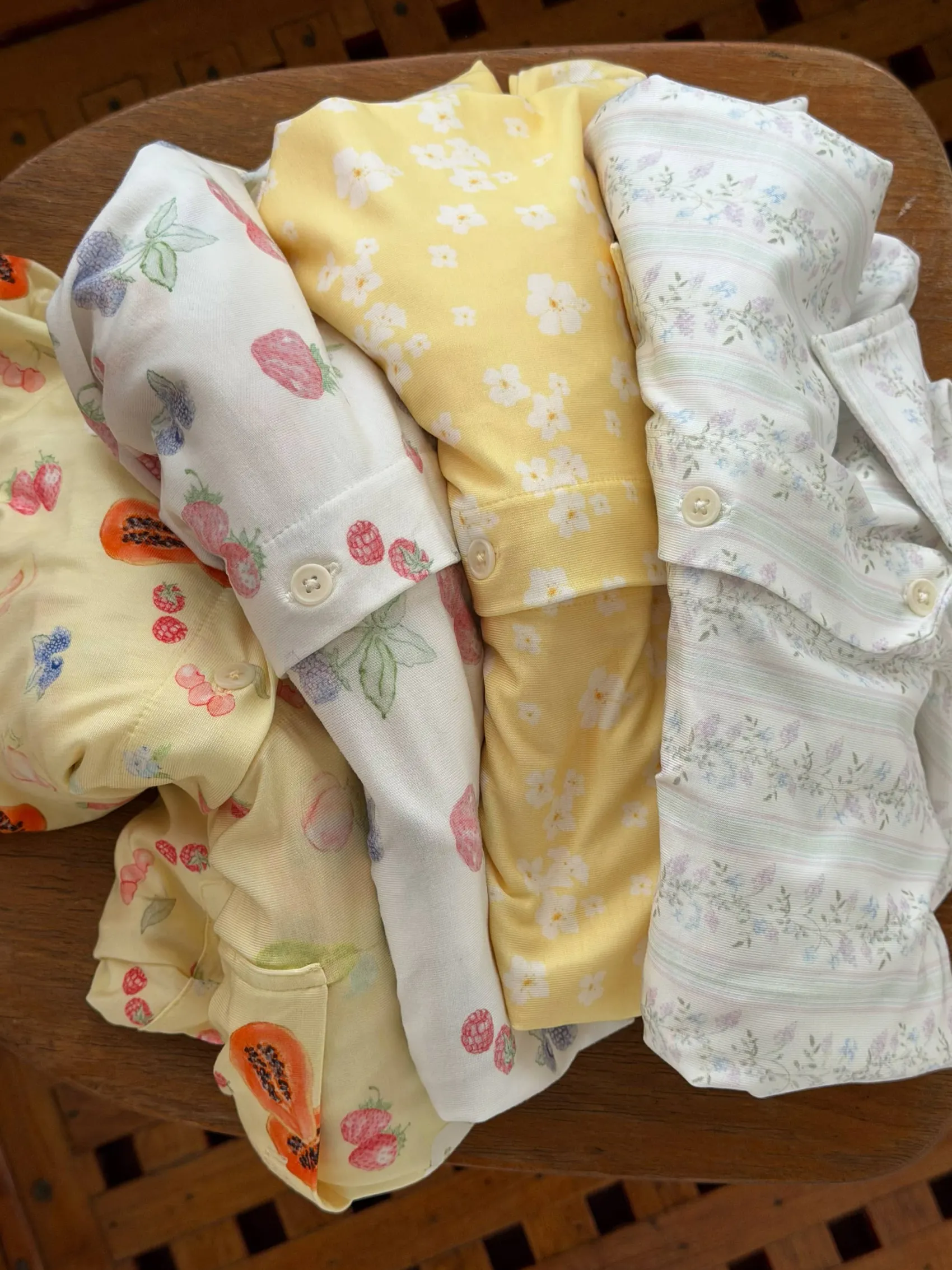Best Djerf Avenue Go Slow Shirt Lemon Cake