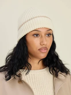 Djerf Avenue Knitted Beanie Creamy Oat