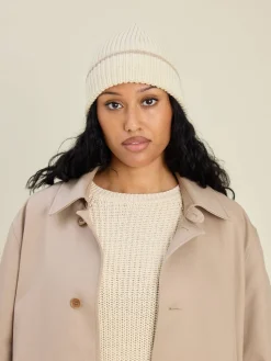 Djerf Avenue Knitted Beanie Creamy Oat