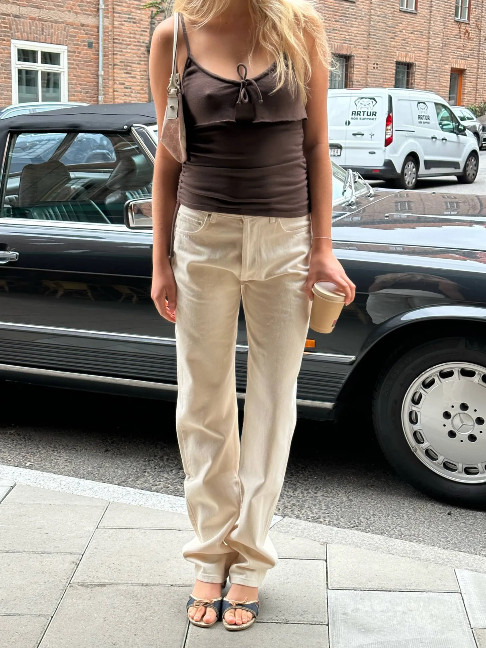 New Djerf Avenue Relaxed Jeans Cream - Tall