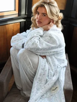 Sale Djerf Avenue Robe Lilac Dreams
